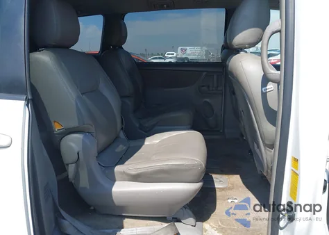 2009 Toyota Sienna Le из США, поврежденный, VIN 5TDZK23CX9S261438